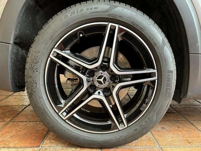 MERCEDES BENZ GLB 30