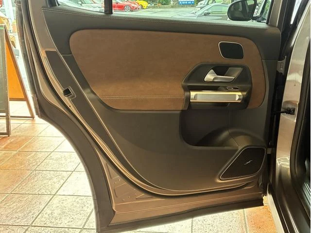 MERCEDES BENZ GLB 20