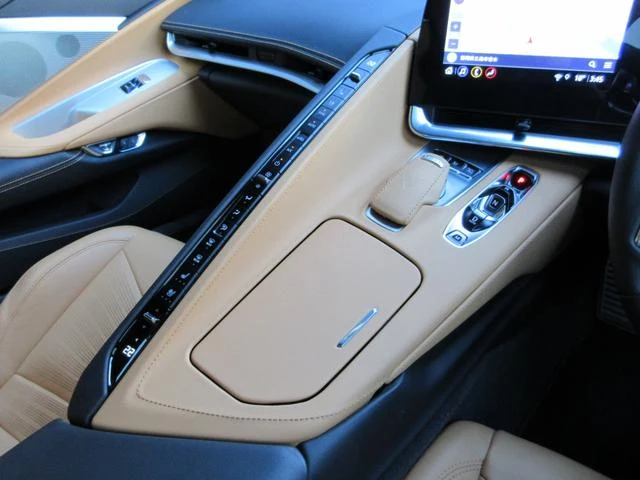 Chevrolet CORVETTE 26