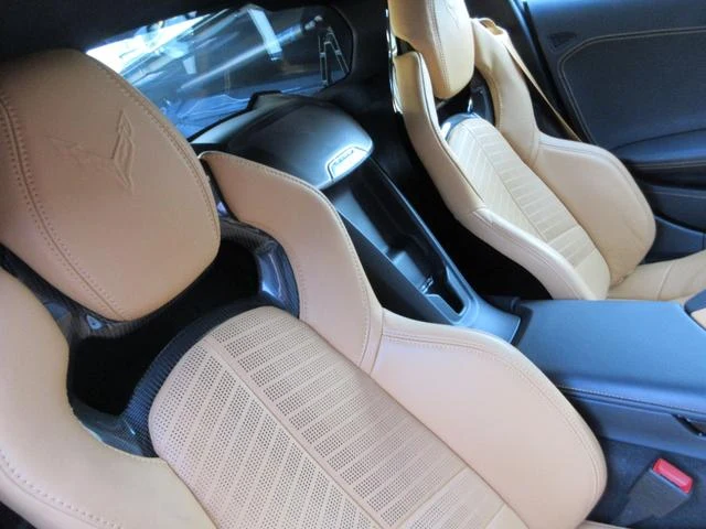 Chevrolet CORVETTE 24