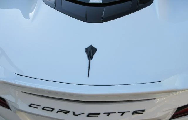 Chevrolet CORVETTE 16