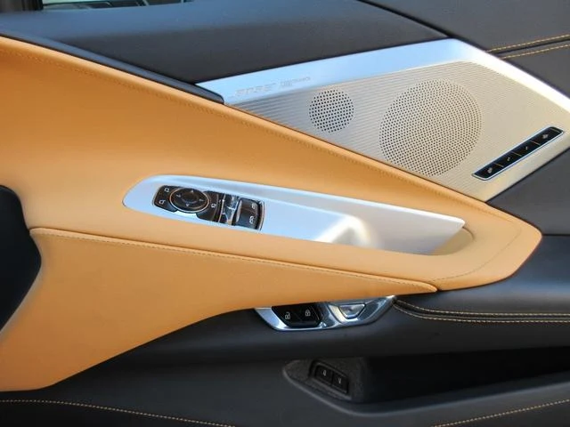 Chevrolet CORVETTE 27