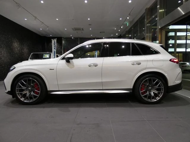 MERCEDES AMG GLC 35