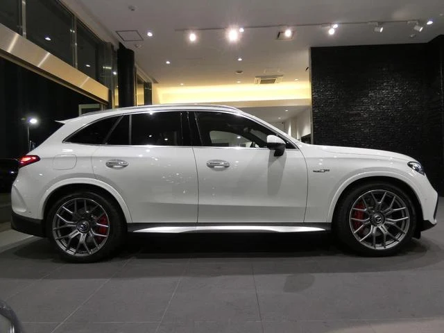 MERCEDES AMG GLC 34