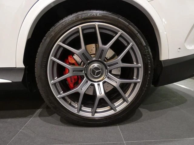 MERCEDES AMG GLC 39