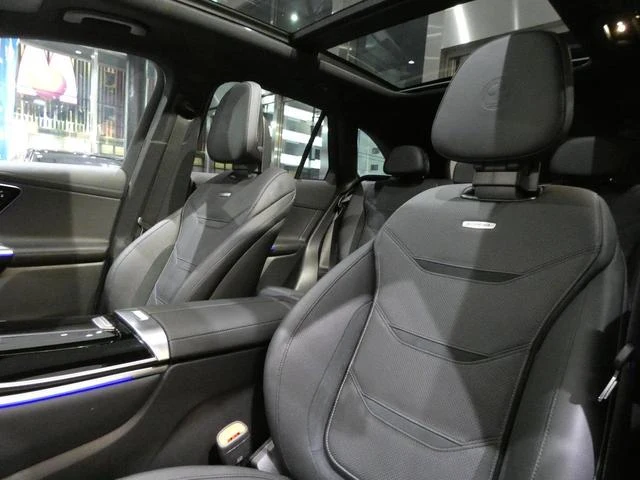 MERCEDES AMG GLC 41