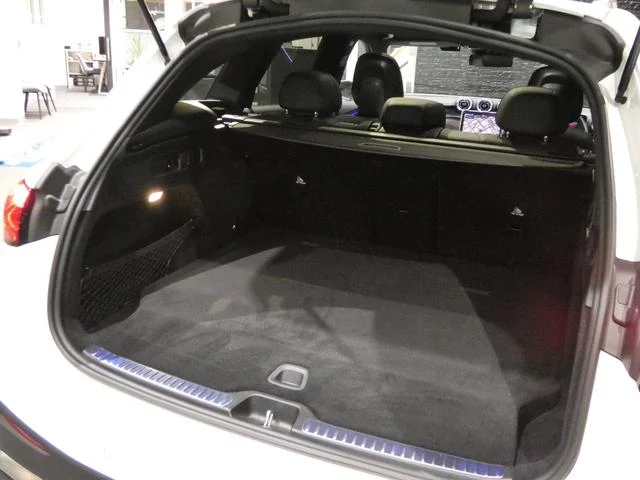 MERCEDES AMG GLC 21