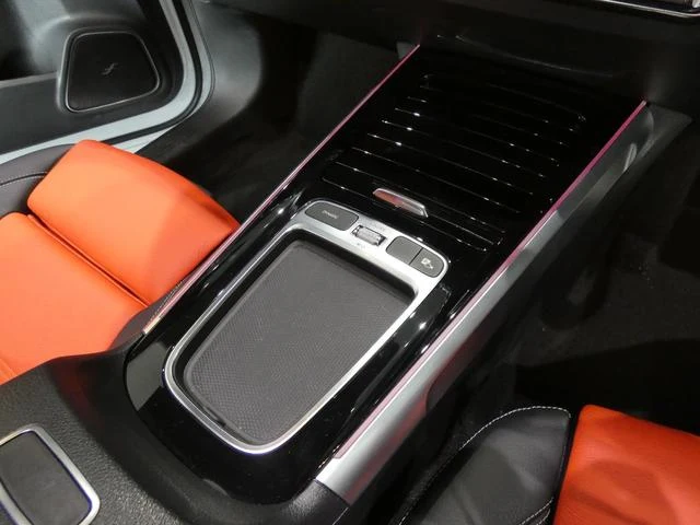 MERCEDES AMG GLB 13