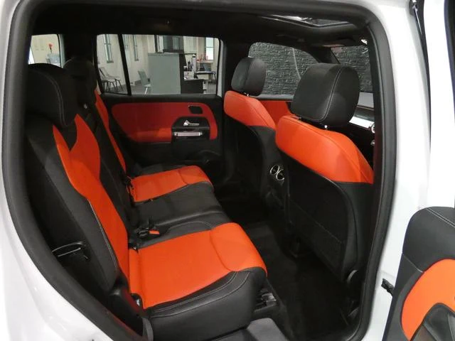 MERCEDES AMG GLB 18