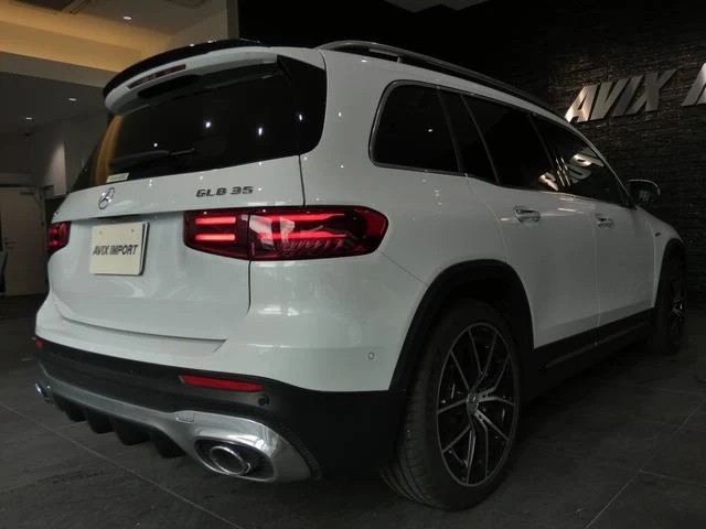 MERCEDES AMG GLB 29