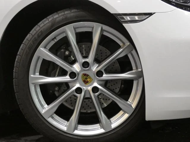 Porsche 718 6
