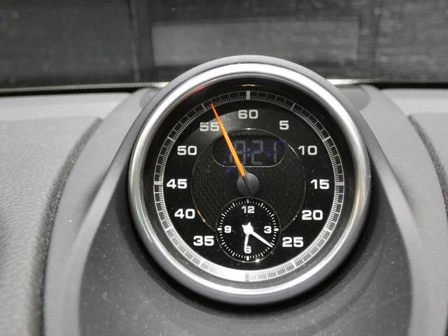 Porsche 718 13