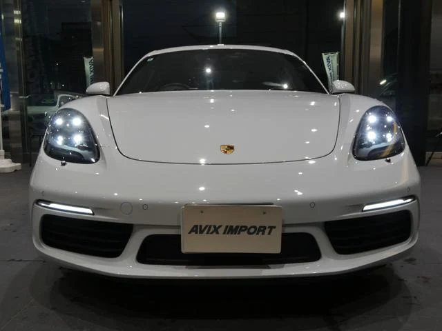 Porsche 718 27