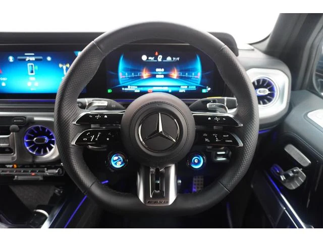 MERCEDES AMG G-CLASS 9
