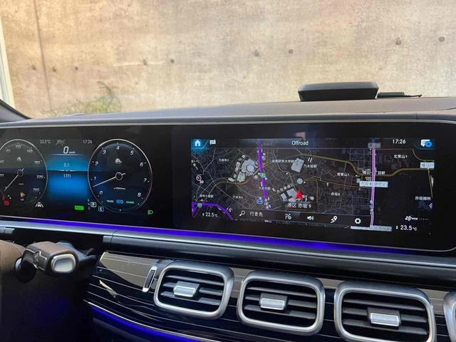 MERCEDES MAYBACH GLS 4
