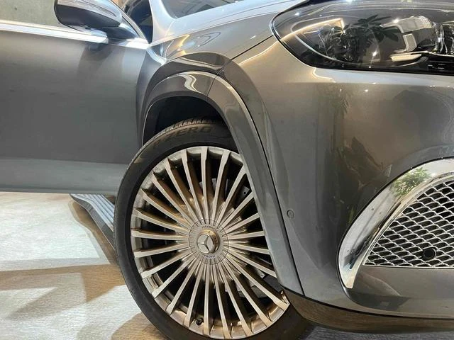 MERCEDES MAYBACH GLS 26