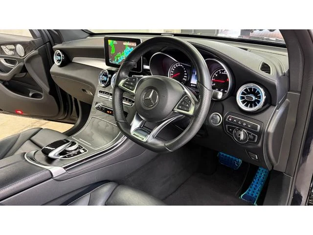 MERCEDES AMG GLC 36