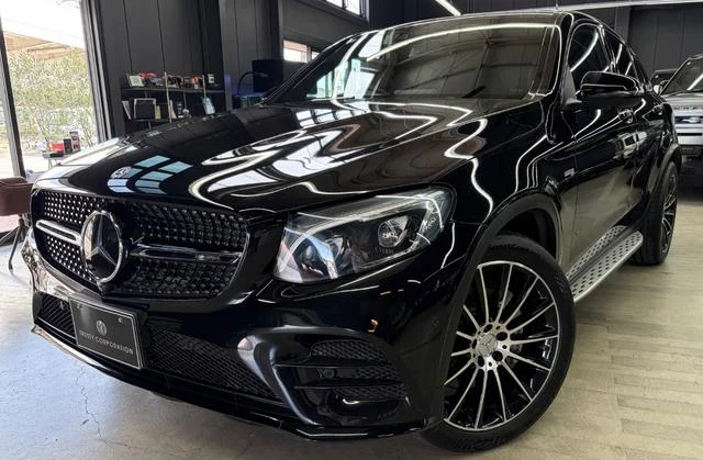 MERCEDES AMG GLC