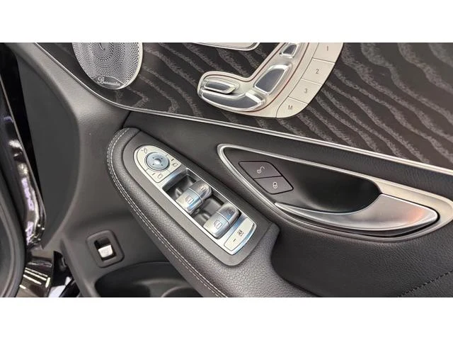 MERCEDES AMG GLC 35
