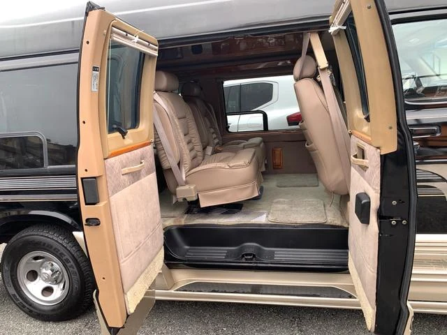 Dodge VAN 39