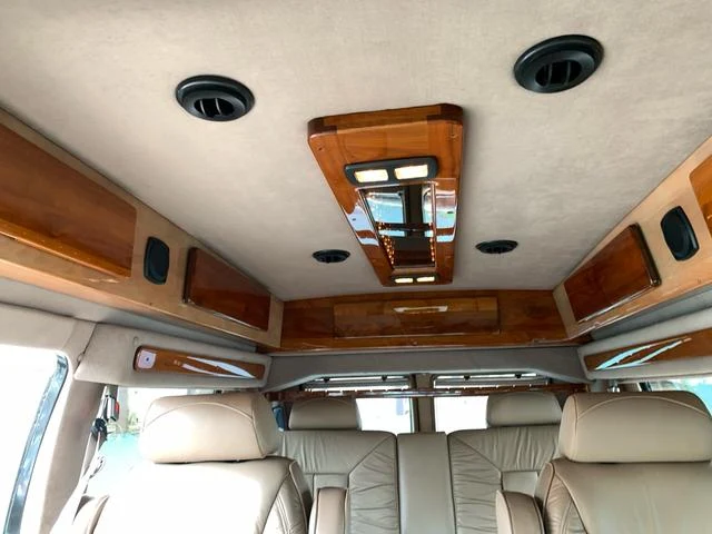 Dodge VAN 32