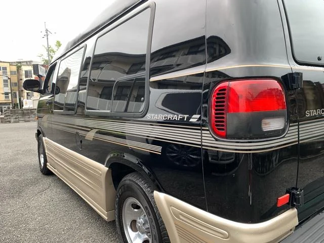 Dodge VAN 8