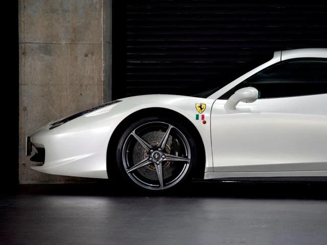 Ferrari 458 24