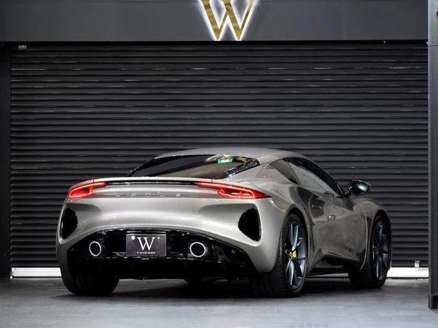 Lotus EMIRA 49