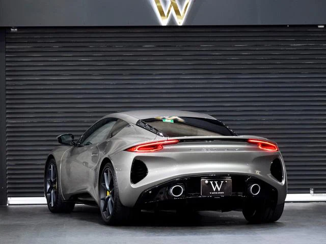 Lotus EMIRA 36