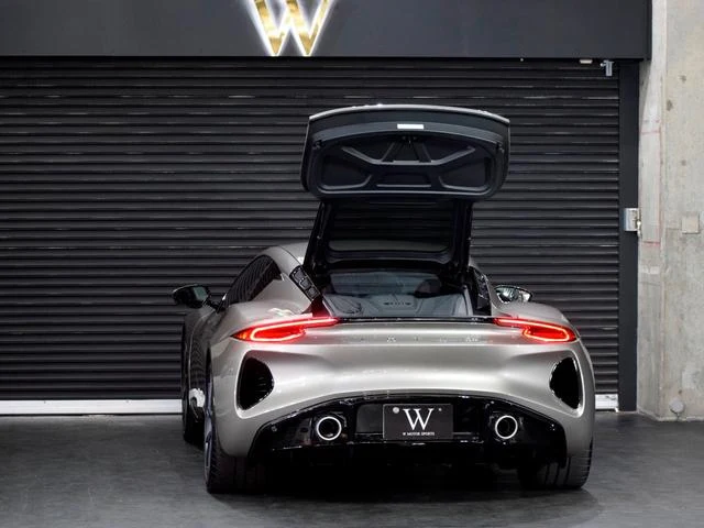 Lotus EMIRA 51