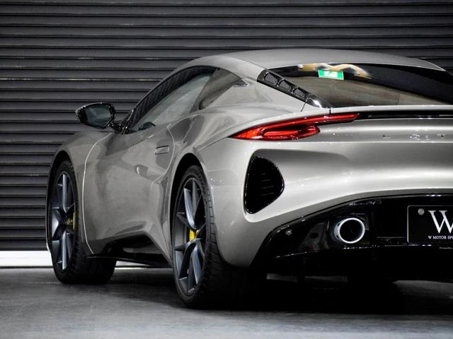 Lotus EMIRA 35