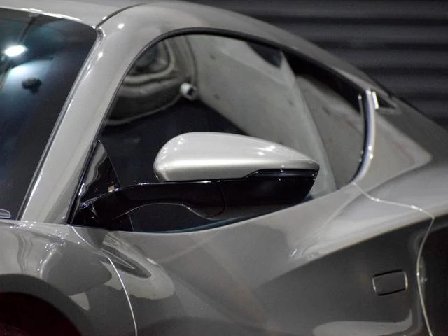 Lotus EMIRA 4