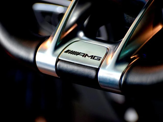MERCEDES AMG G-CLASS 61