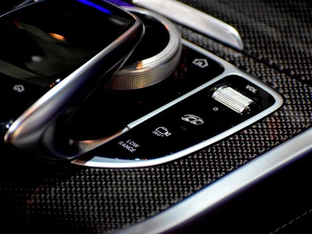 MERCEDES AMG G-CLASS 69