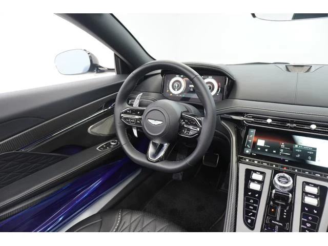 Aston Martin DB12 51