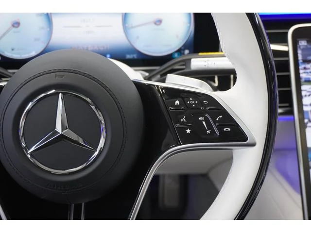 MERCEDES MAYBACH S-CLASS 42