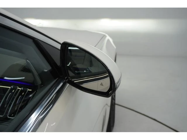 MERCEDES MAYBACH S-CLASS 32