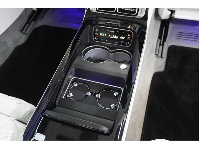 MERCEDES MAYBACH S-CLASS 24