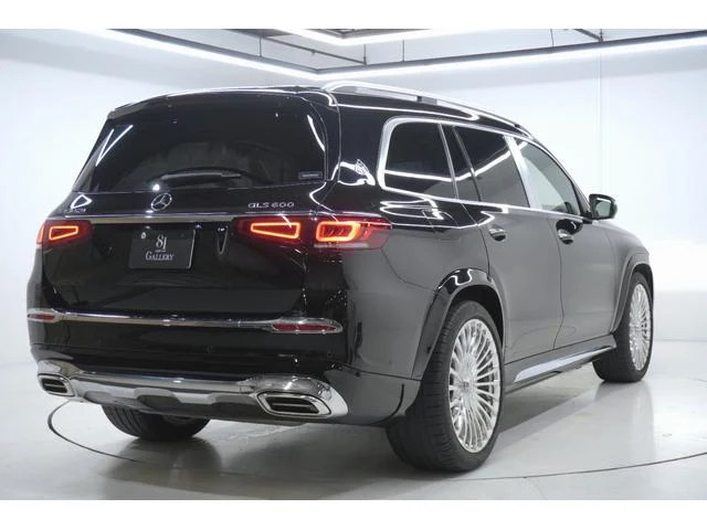 MERCEDES MAYBACH GLS 6