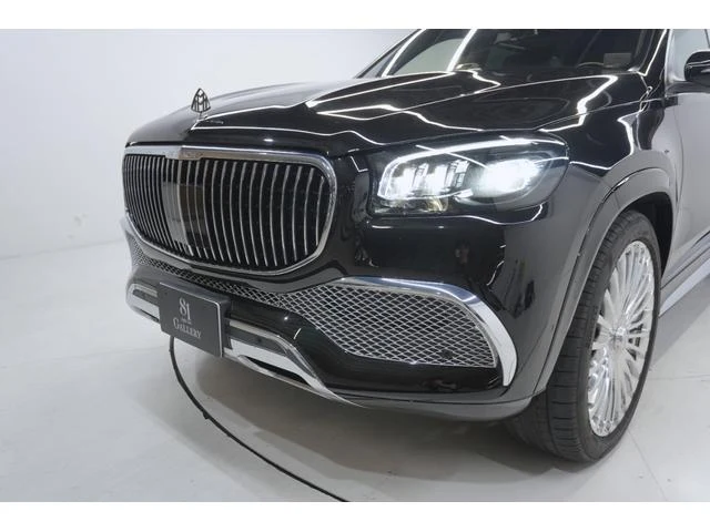 MERCEDES MAYBACH GLS 10