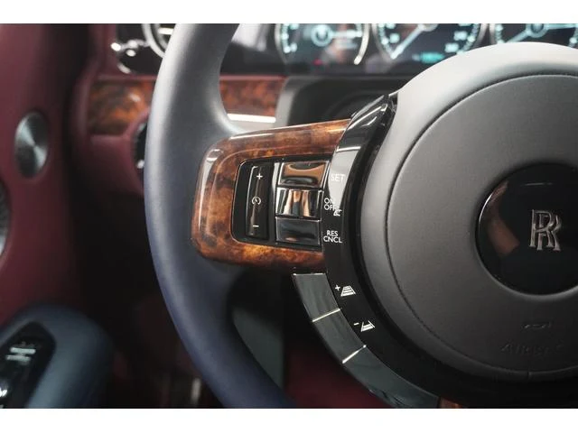 Rolls-Royce GHOST 21