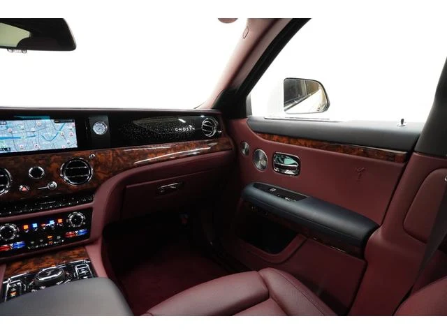 Rolls-Royce GHOST 62