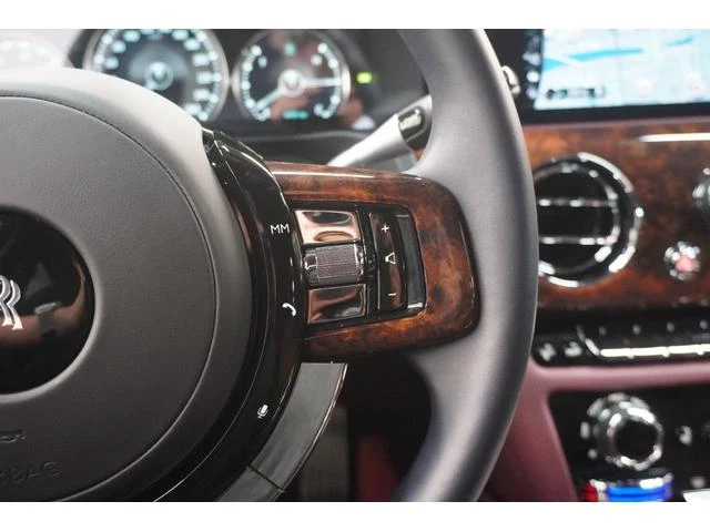 Rolls-Royce GHOST 22