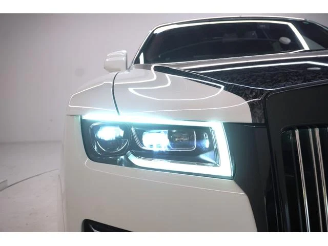 Rolls-Royce GHOST 16
