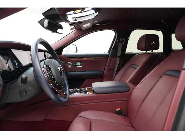 Rolls-Royce GHOST 54