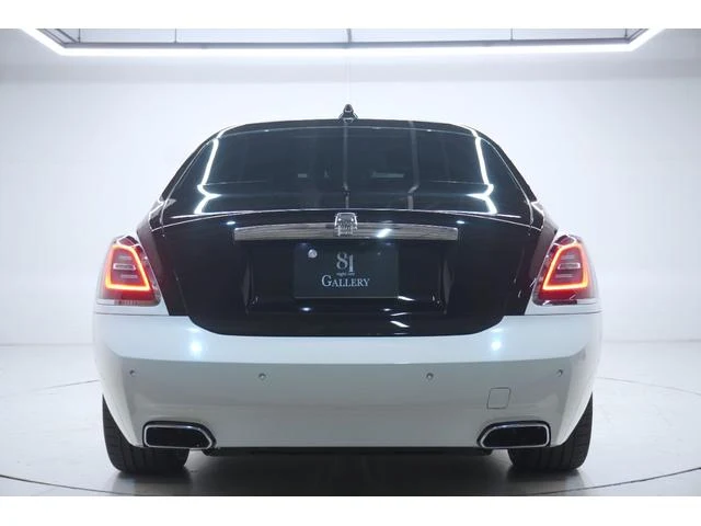 Rolls-Royce GHOST 7