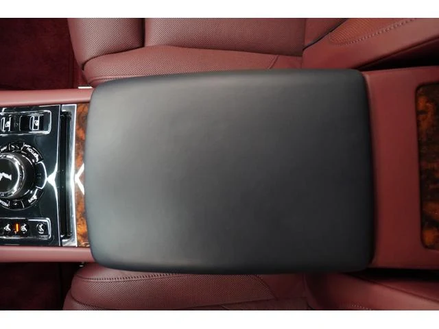 Rolls-Royce GHOST 40