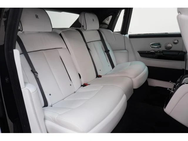 Rolls-Royce PHANTOM 59