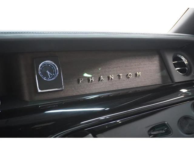 Rolls-Royce PHANTOM 48