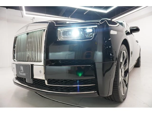 Rolls-Royce PHANTOM 71